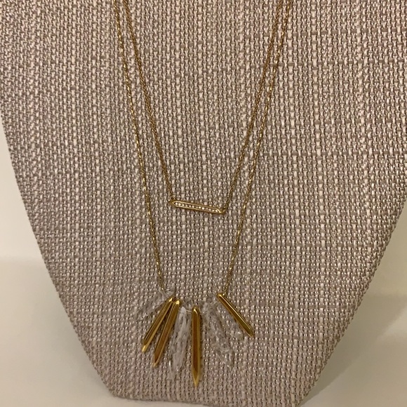 Stella & Dot Rebel Cluster Necklace - Picture 2 of 5